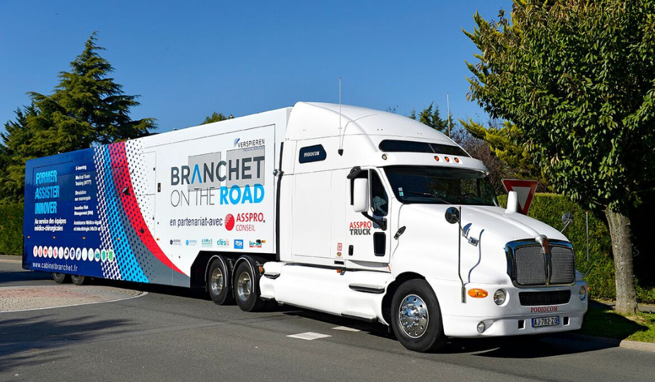 Banchet on the Road - Asspro Truck