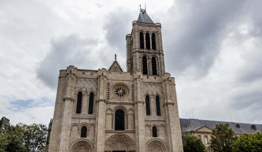 Verspieren mécène du projet de remontage de la flèche de la basilique de Saint-Denis - Suivez la flèche