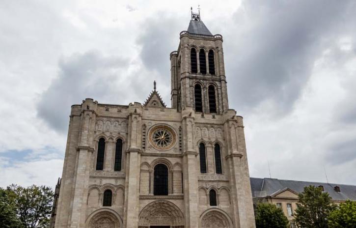 Verspieren mécène du projet de remontage de la flèche de la basilique de Saint-Denis - Suivez la flèche